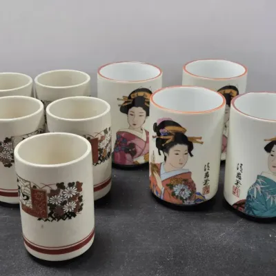 Vintage Japanese Porcelain Tea/ Sake Cups & Vintage Japanese Yunomi Teacups