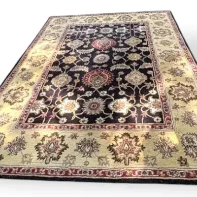 Maple Black/Gold Area Rug