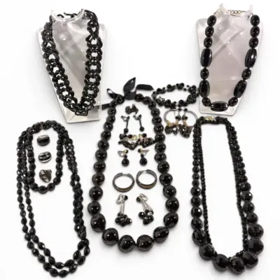 Black Chunky Beaded Jewelry 