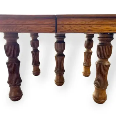 Solid Wood Table With 3 Leaves 
