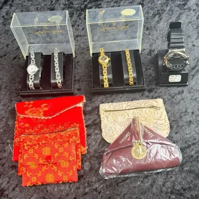 Fashion Watches, Bracelets, Coin Purses, & Small Wallets Accessories Collection