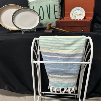 BY238 Comforts Of Home