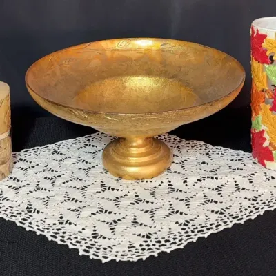 BY204 Golden Mid-Century Bowl On A Stand