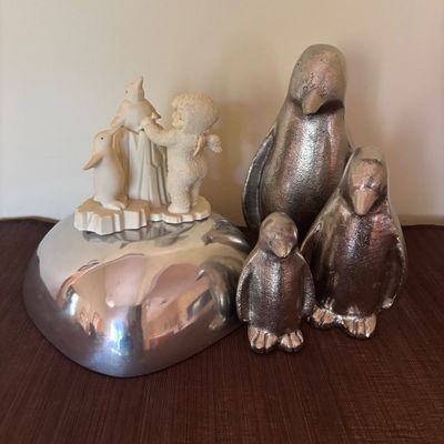 LOT 85: Vintage Silvertone Penguins (3), Silvertone Bowl (8") & Dept 56 Snowbabies I'm Making an Ice Sculpture"