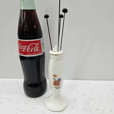 Hat pin holder