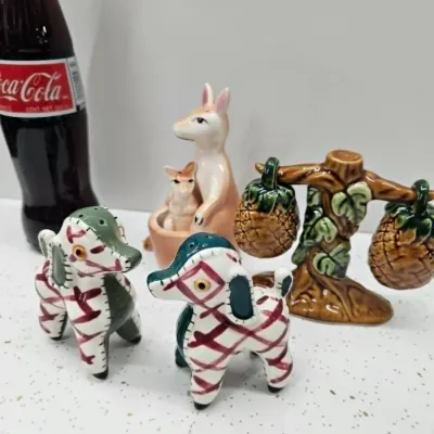 Salt and pepper lot