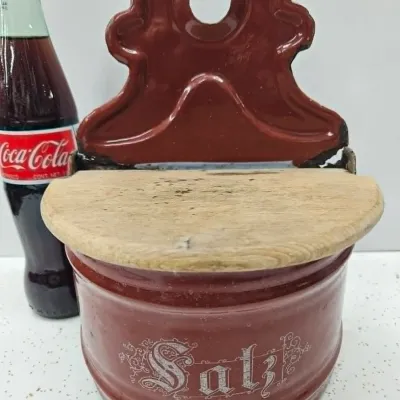 Enamel tin salt container