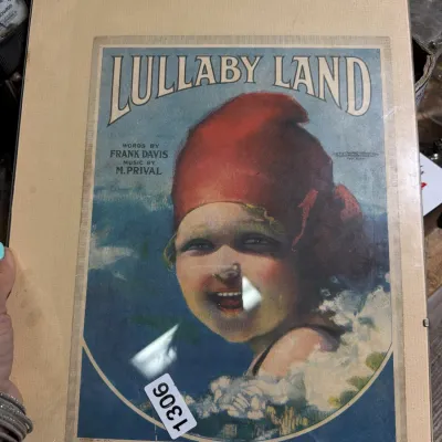 Estate sale photo