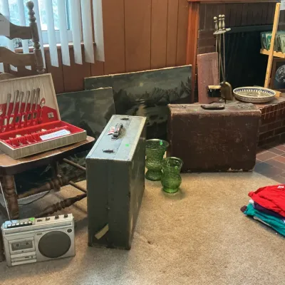 Estate sale photo