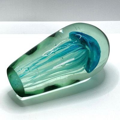 LOT 70: Gorgeous Art Glass - Jelly Fish Paperweight (Hand Made Fabrique a La Main) and Sea Turtle Figurine