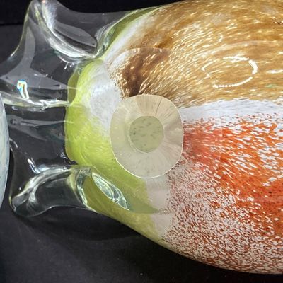 LOT 71: Pair of Art Glass Birds with Colorful Egg / Oval Shaped Paperweight