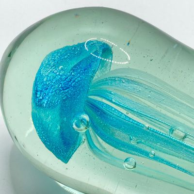 LOT 70: Gorgeous Art Glass - Jelly Fish Paperweight (Hand Made Fabrique a La Main) and Sea Turtle Figurine