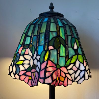 LOT 55: Tiffany Style Lamp