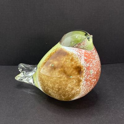 LOT 71: Pair of Art Glass Birds with Colorful Egg / Oval Shaped Paperweight