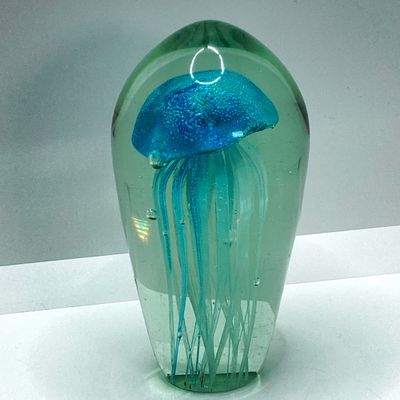 LOT 70: Gorgeous Art Glass - Jelly Fish Paperweight (Hand Made Fabrique a La Main) and Sea Turtle Figurine