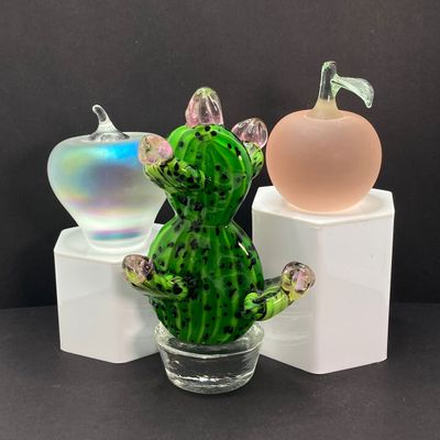 LOT 72: Art Glass Collection - Frosted and Iridescent (Intaglio) Apples with Cactus Sculpture
