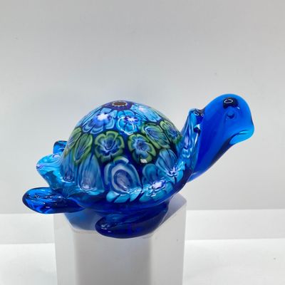 LOT 70: Gorgeous Art Glass - Jelly Fish Paperweight (Hand Made Fabrique a La Main) and Sea Turtle Figurine