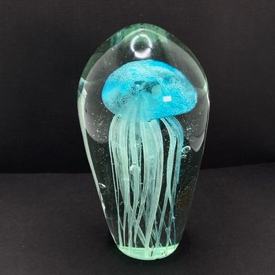 LOT 70: Gorgeous Art Glass - Jelly Fish Paperweight (Hand Made Fabrique a La Main) and Sea Turtle Figurine