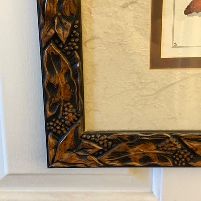 LOT 57: MCM Table Lamp with Decorative Leaf Lamp Shade with Pair of Carved Framed Leaf Wall Hangings (Beech and Maple)