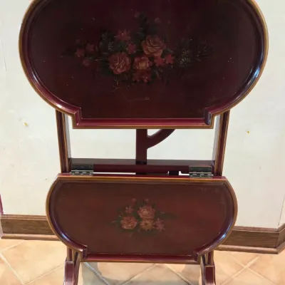 Sale Photo Thumbnail #243: Red and Gold Floral Design
Folds Up
2 Tiers
32" tall x 24" wide x 21.5" deep
Some minor scratches and wear

Pickup Details
Once your purchase is complete, you'll receive the pick-up address along with your scheduled pick-up instructions. Feel free to reac