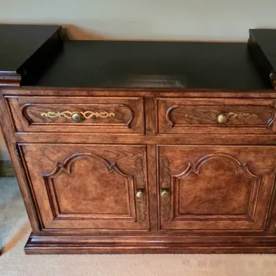 Sale Photo Thumbnail #225: 2 Drawers, 2 Cabinet Fronts
Tops Lifts
31" tall x 42" wide x 19" deep

Pickup Details
Once your purchase is complete, you'll receive the pick-up address along with your scheduled pick-up instructions. Feel free to reach us at 708-362-1512 or 708-362-1510.
