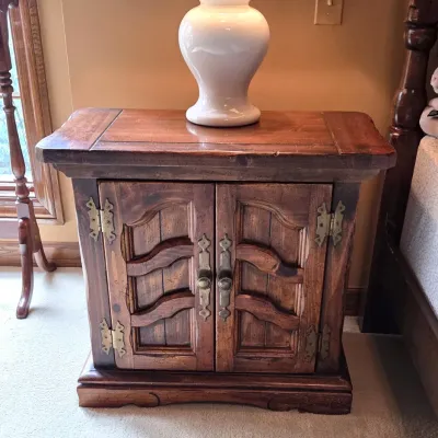 Sale Photo Thumbnail #427: 2 Door
26" tall x 16" deep x 29" wide
Scratches from normal use
There are 2 and we listed separately

Pickup Details
Once your purchase is complete, you'll receive the pick-up address along with your scheduled pick-up instructions. Feel free to reach us a