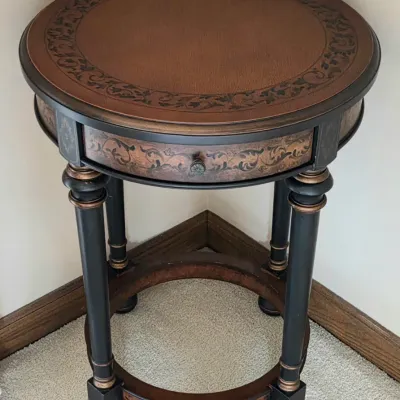 Sale Photo Thumbnail #304: Wood Side Table
Center Drawer
27" tall x 20" wide

Pickup Details
Once your purchase is complete, you'll receive the pick-up address along with your scheduled pick-up instructions. Feel free to reach us at 708-362-1512 or 708-362-1510.

PLEASE NOTE: You a