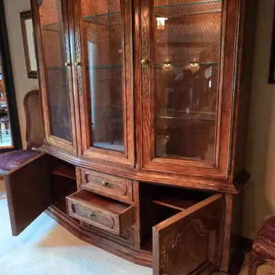 Sale Photo Thumbnail #222: 3 Drawers
2 Cabinet Sides
3 Door Front
Lights
84" tall x 66" wide x 12.5" deep
Very good condition with minimal signs of wear

Pickup Details
Once your purchase is complete, you'll receive the pick-up address along with your scheduled pick-up instructions