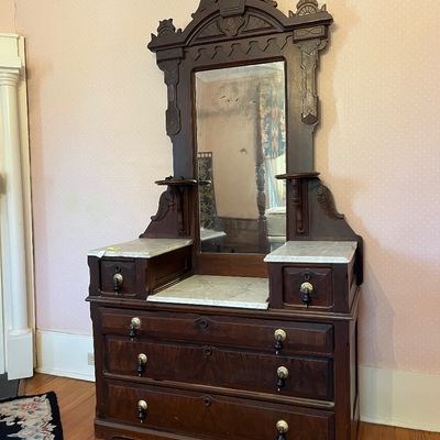 ANTIQUE MARBLE TOP CHEST