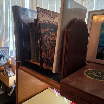 Estate sale photo