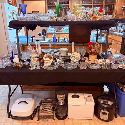 Estate sale photo