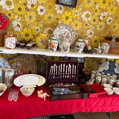 Estate sale photo