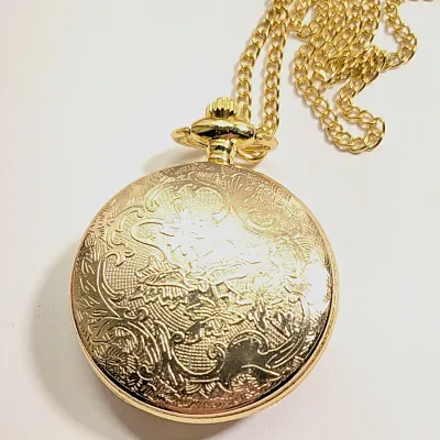 Sale Photo Thumbnail #11: Very Cute OWL POCKET WATCH with Blue/Green Feathers & Green Eyes, Gold Tone Setting and 30" L Chain/Lobster Clasp**EXTRA BATTERY INCLUDED**

QUARTZ
Non-rechargeable Battery
Brand: ALPHYNIX
Case Shape & Type: Round & Gold Colored
Display: Analog
Feature: S