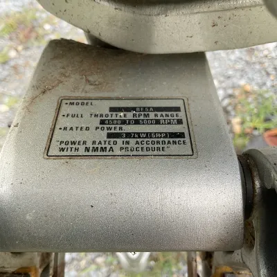 1059 2001 Honda BF5A FourStroke 5 HP Portable Outboard Boat Motor