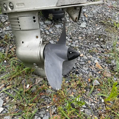 1059 2001 Honda BF5A FourStroke 5 HP Portable Outboard Boat Motor