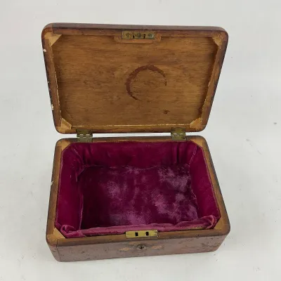 989 Antique Folk Art Inlaid Wooden Keepsake Jewelry Box