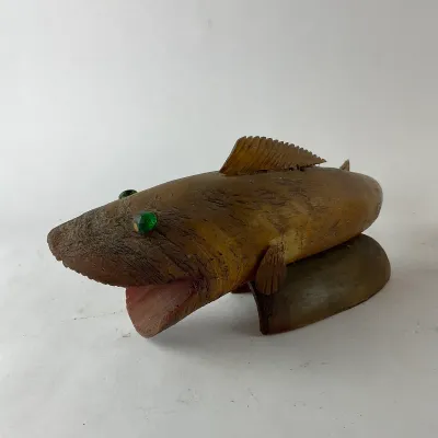 997 Pair of Vintage Hand-Carved Folk Art Horn Fish Carvings