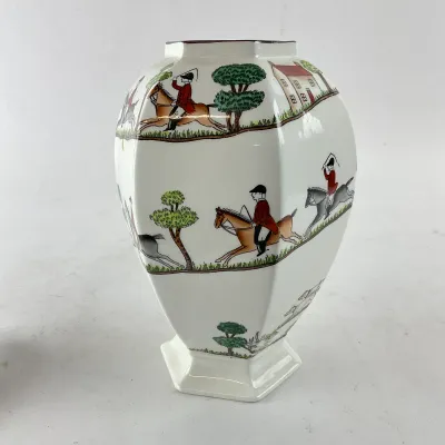 1002 Crown Staffordshire Fine Bone China Hunting Scene Ginger Jar