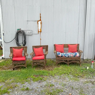 1010 3-Piece Rustic Wicker Patio Seating Set with Cushions
