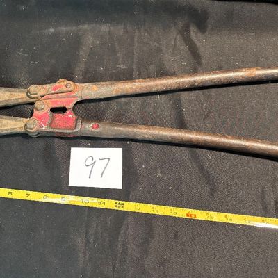 Heavy-Duty Bolt Cutters