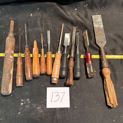 Vintage Wood Chisel Tool Assorted Brands QTY 11