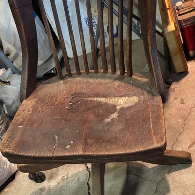 Vintage Office Chair missing a wheel