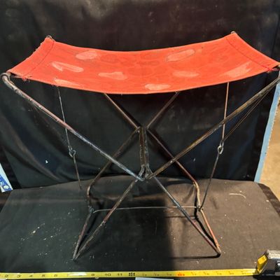 Vintage Retro Portable Folding Camping Fishing Stool Seat Red