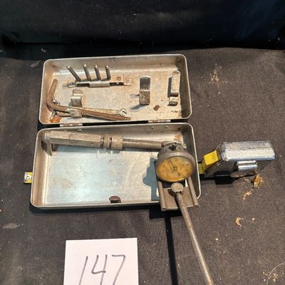 vintage AMES Micrometer Dial Indicator No. 201 set