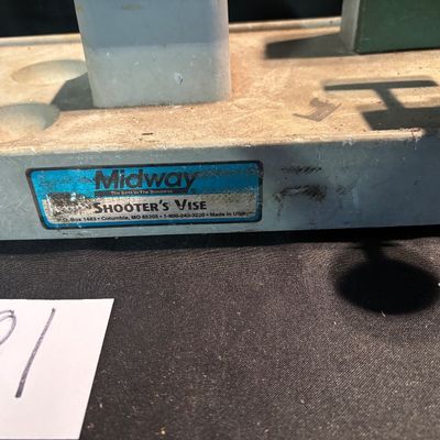 MidwayUSA Gun Vise
