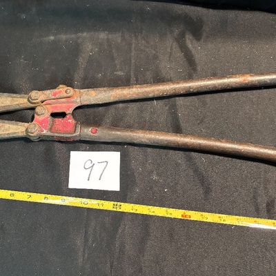 Heavy-Duty Bolt Cutters