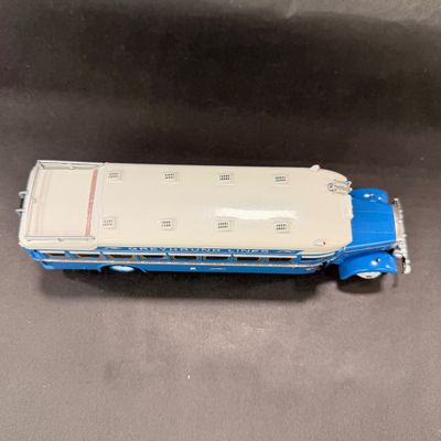 104 | Greyhound Lines | New York Express Replica