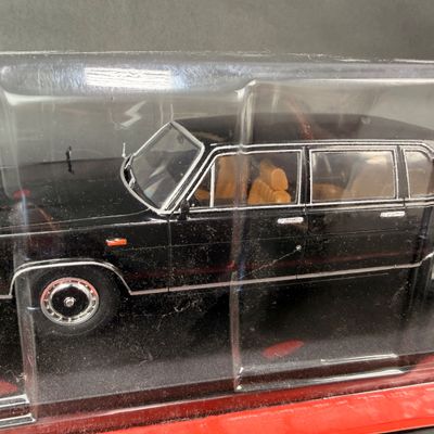 070 | Two Vintage USSR Auto Legends | GAZ-14 & ZIL-117 Limousines