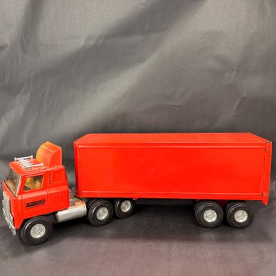 100 | Schneider International Semi-Truck | Ertl