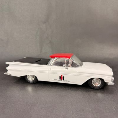 101 | International Harvester | El Camino Bank | Ertl